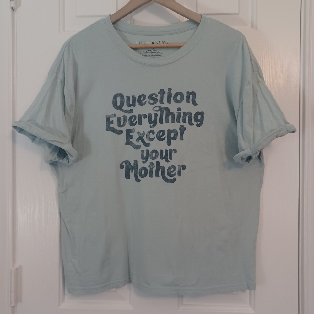 Fifth Sun Blue Mom Tee Sz XL $10/4.99 SHIPPING